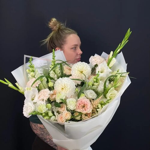 Авторский букет"Белее белого"№404 